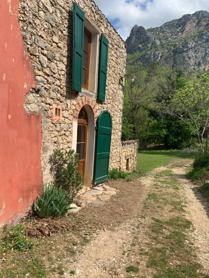 Villa Mymoustiers Exterior foto